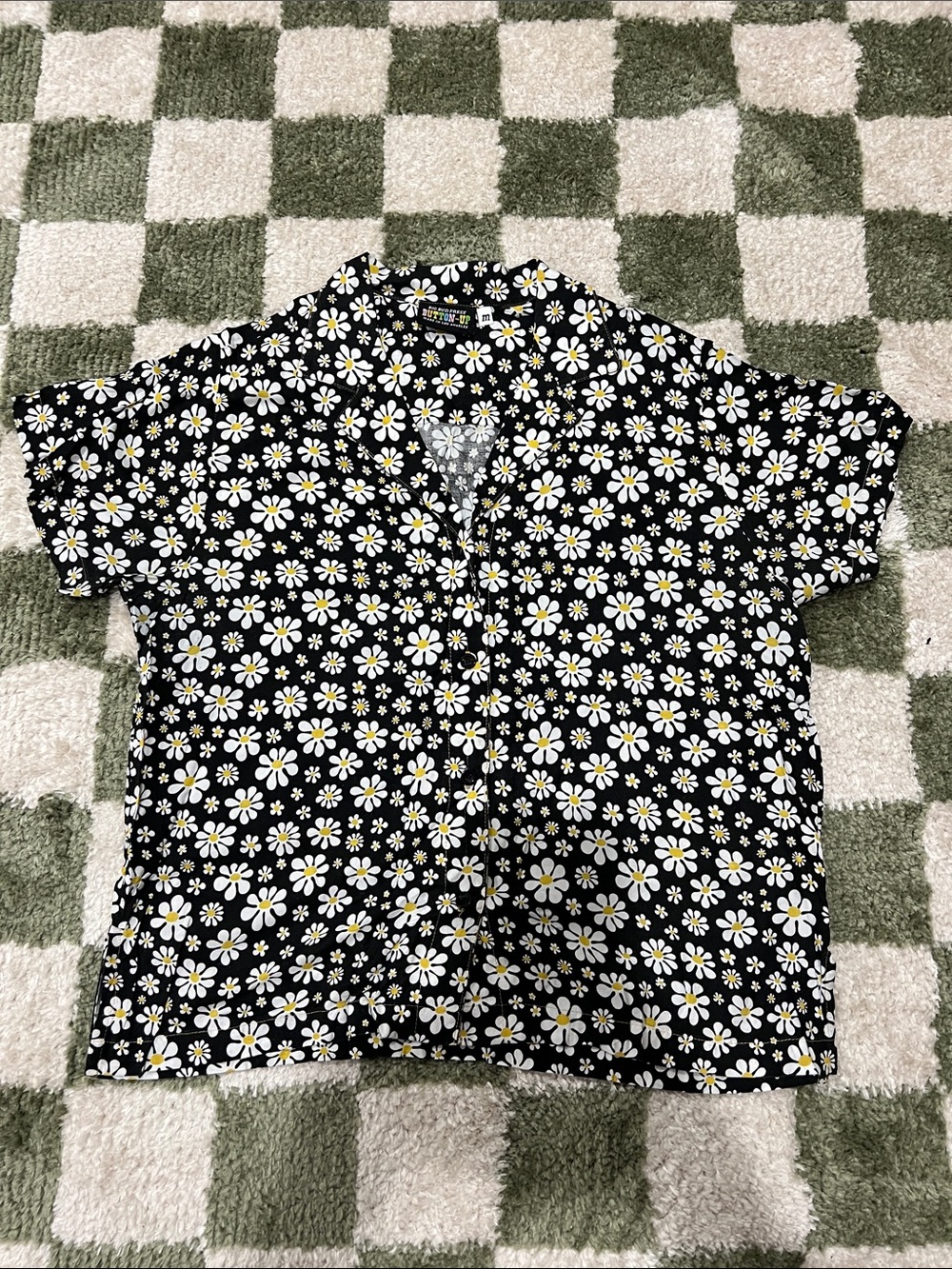 Big Bud Press Black Daisy-Print Short Sleeve Button-Down Shirt